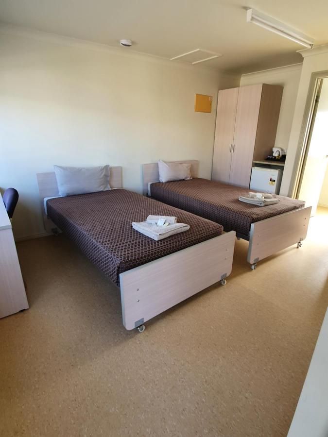 Pritchard Road Country Resort Емералд Екстериор снимка